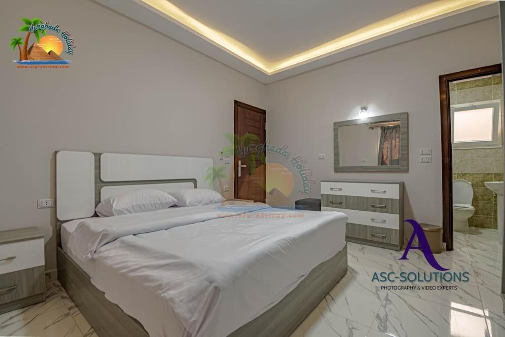 The Awesome 3-Bedroom Apartment & 2 Bathroom In Al-Ahyaa Hurgada Dış mekan fotoğraf