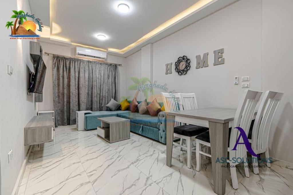 The Awesome 3-Bedroom Apartment & 2 Bathroom In Al-Ahyaa Hurgada Dış mekan fotoğraf